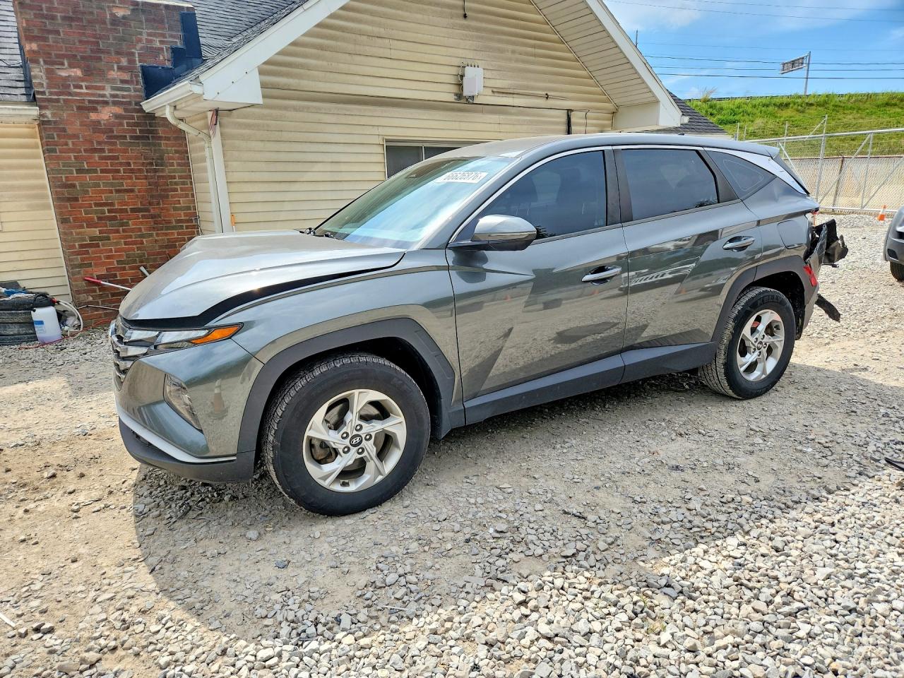2022 HYUNDAI TUCSON SE