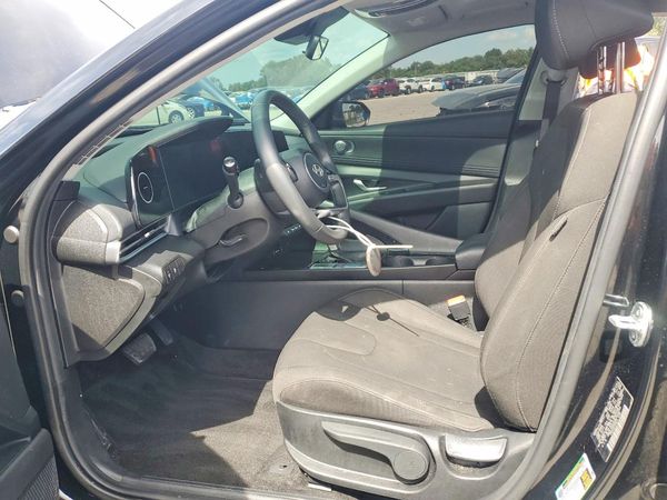 2024 HYUNDAI ELANTRA SEL w/ Convenience Pkg — DENT