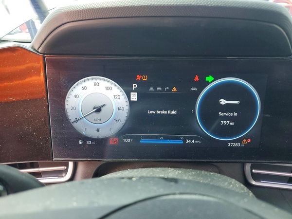 2024 HYUNDAI ELANTRA SEL w/ Convenience Pkg — ODOM