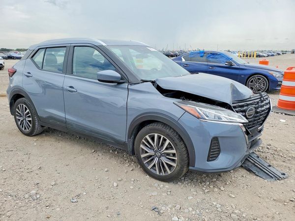 2021 NISSAN KICKS SV — Passenger 3/4