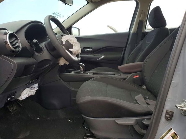 2021 NISSAN KICKS SV — DENT