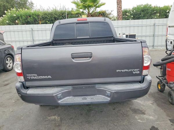 2014 TOYOTA TACOMA Delux Grade
