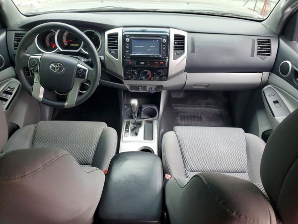 2014 TOYOTA TACOMA Delux Grade