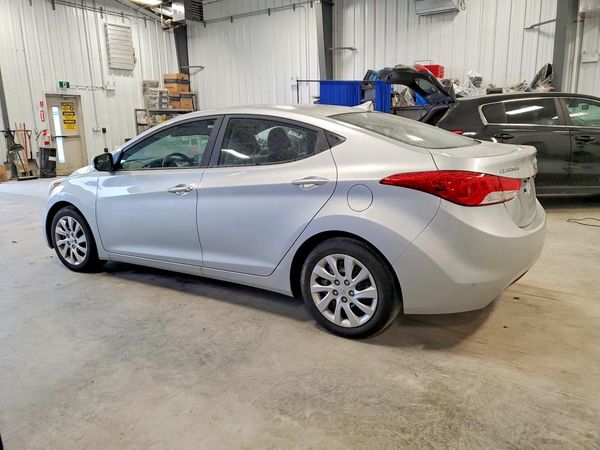 2013 HYUNDAI ELANTRA