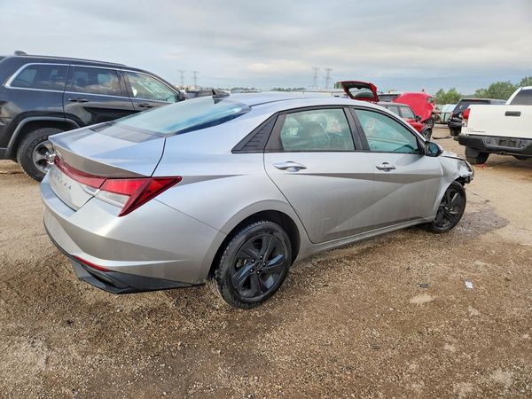 2021 HYUNDAI ELANTRA SEL w/ Convenience Pkg