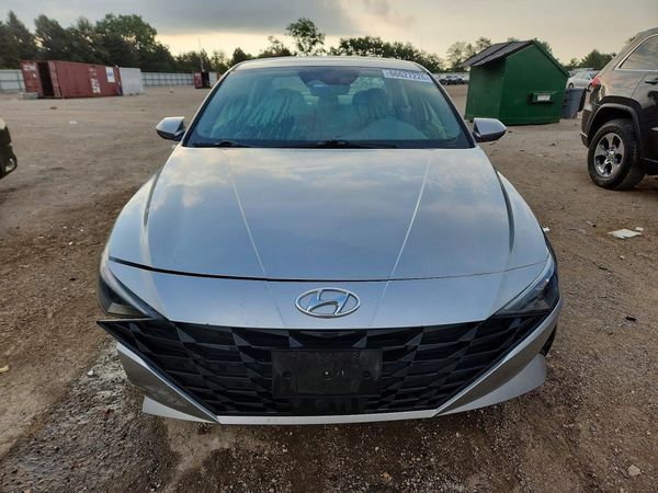 2021 HYUNDAI ELANTRA SEL w/ Convenience Pkg
