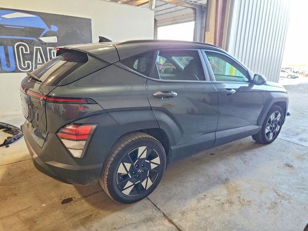 2024 HYUNDAI KONA SE