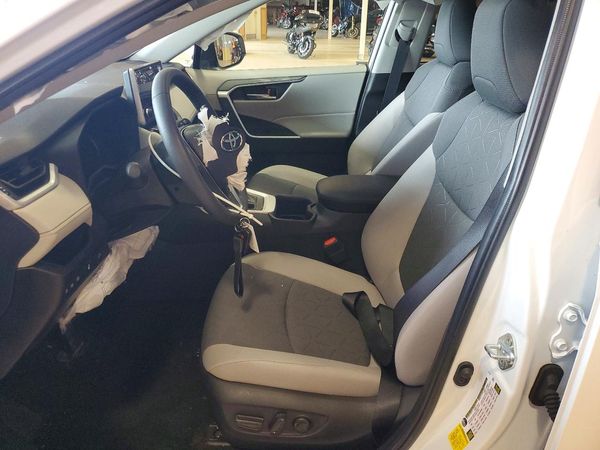 2025 TOYOTA RAV4