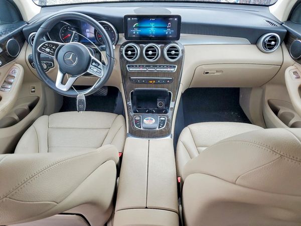 2021 MERCEDES-BENZ GLC GLC300