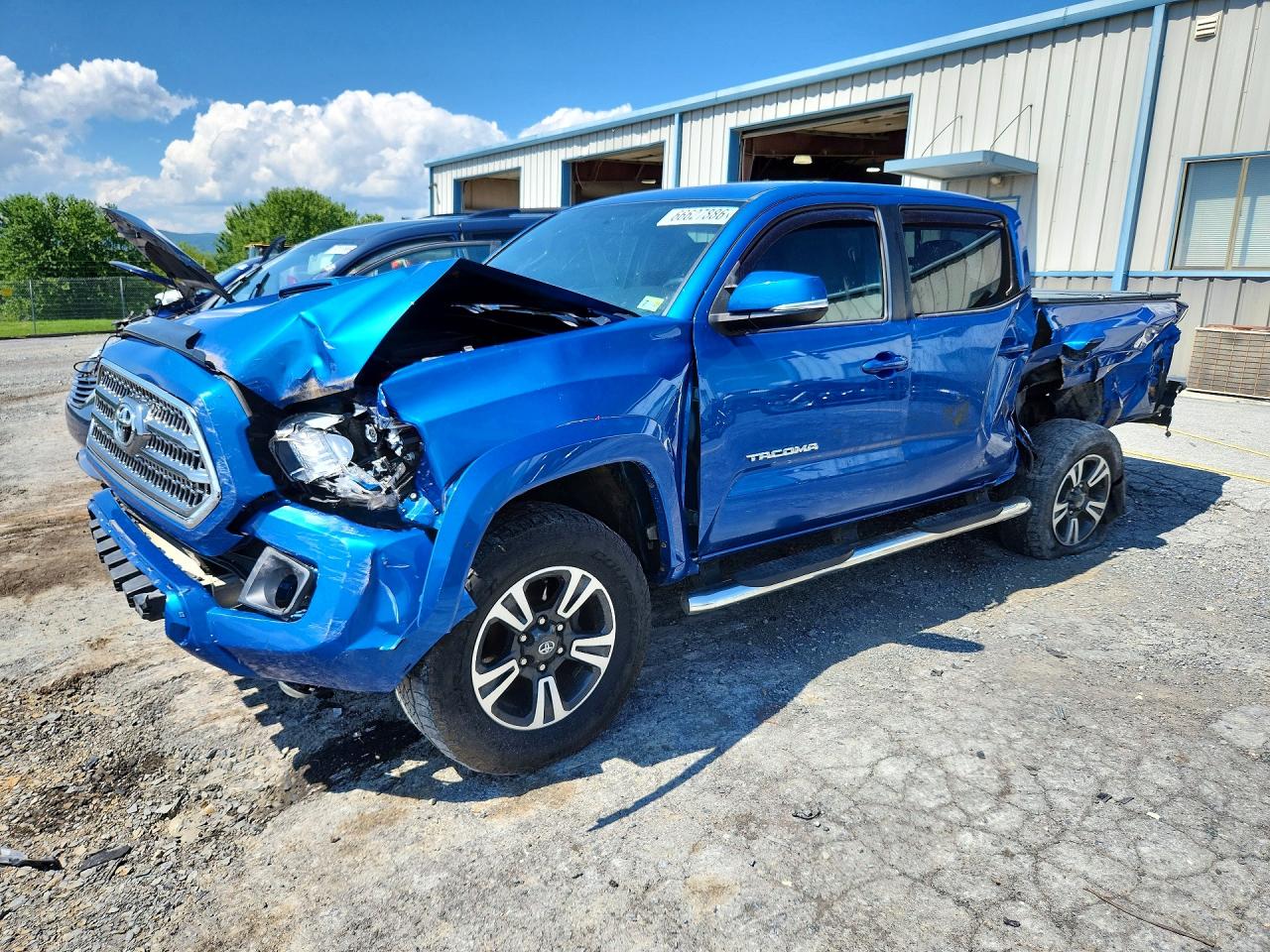2016 TOYOTA TACOMA
