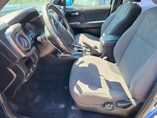 2016 TOYOTA TACOMA