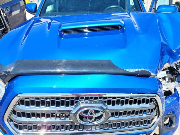2016 TOYOTA TACOMA