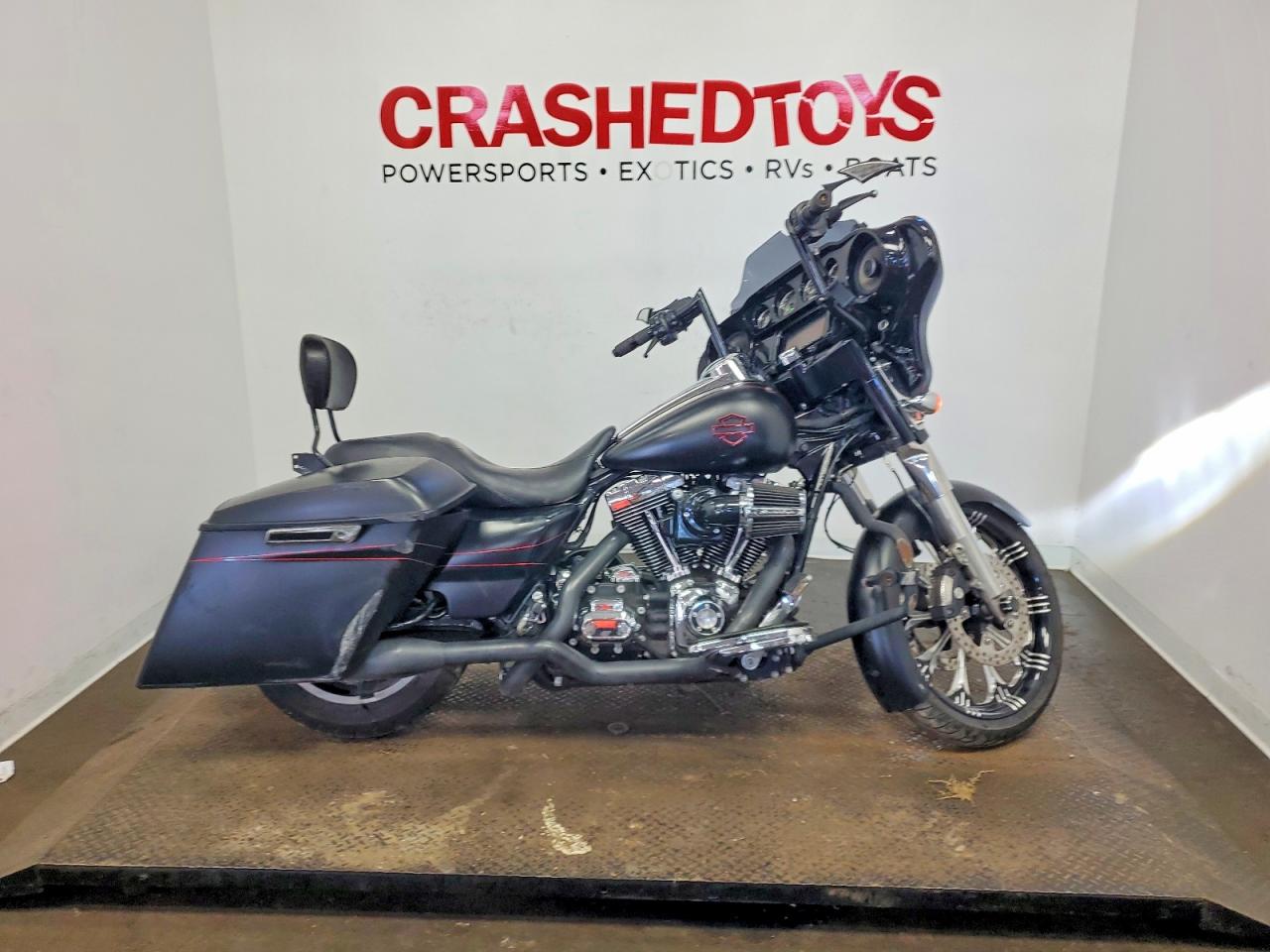 2014 HARLEY-DAVIDSON FLHXS