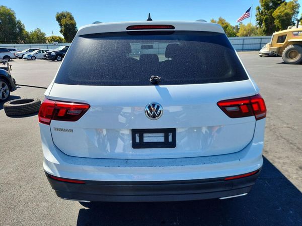 2020 VOLKSWAGEN TIGUAN S