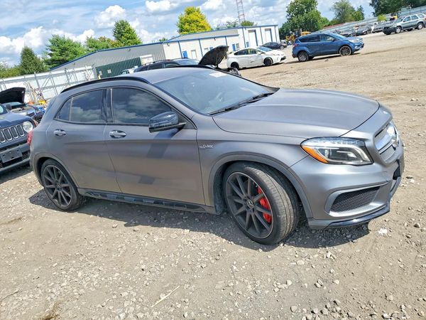 2015 MERCEDES-BENZ GLA