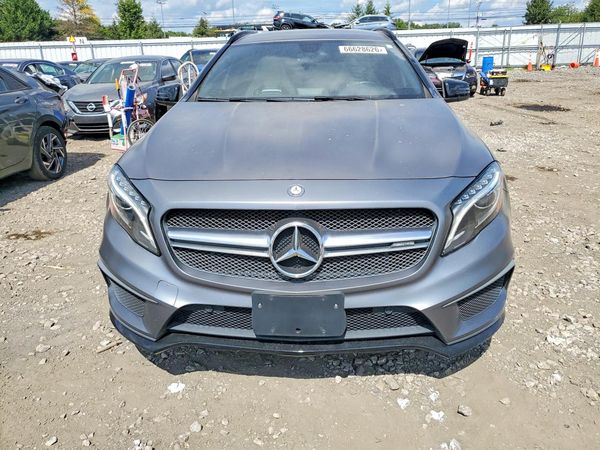 2015 MERCEDES-BENZ GLA