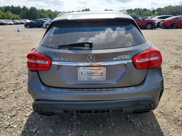 2015 MERCEDES-BENZ GLA