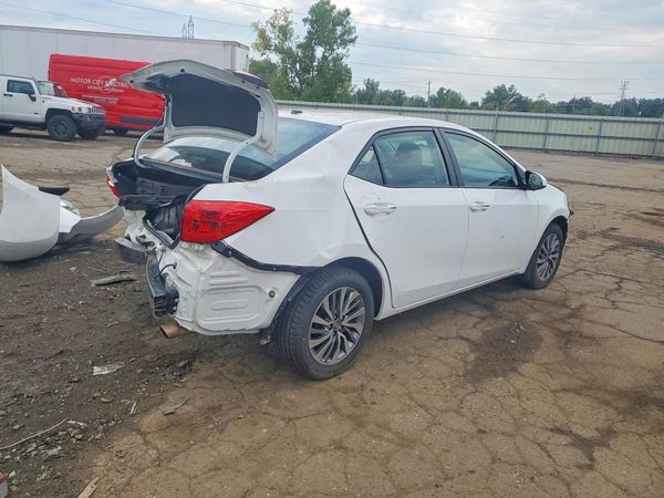 2018 TOYOTA COROLLA