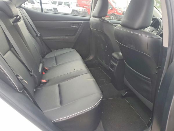 2018 TOYOTA COROLLA
