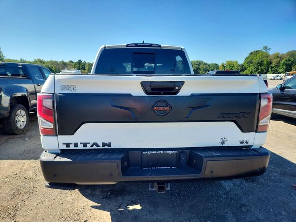 2022 NISSAN TITAN