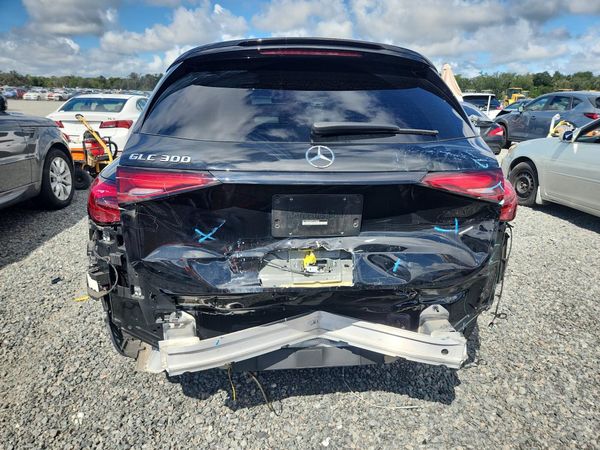 2023 MERCEDES-BENZ GLC GLC300