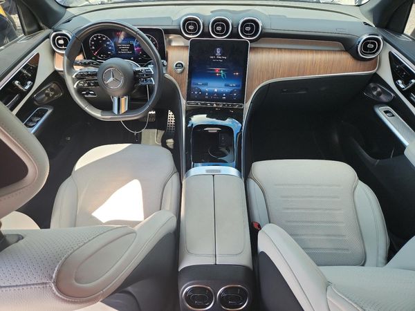 2023 MERCEDES-BENZ GLC GLC300