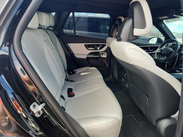 2023 MERCEDES-BENZ GLC GLC300