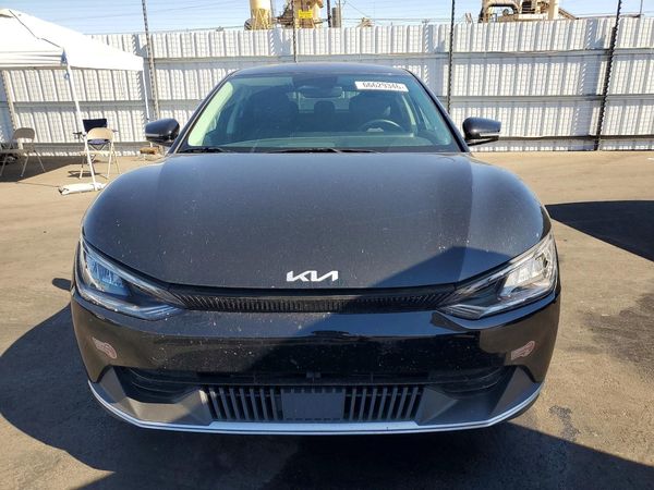 2024 KIA EV6
