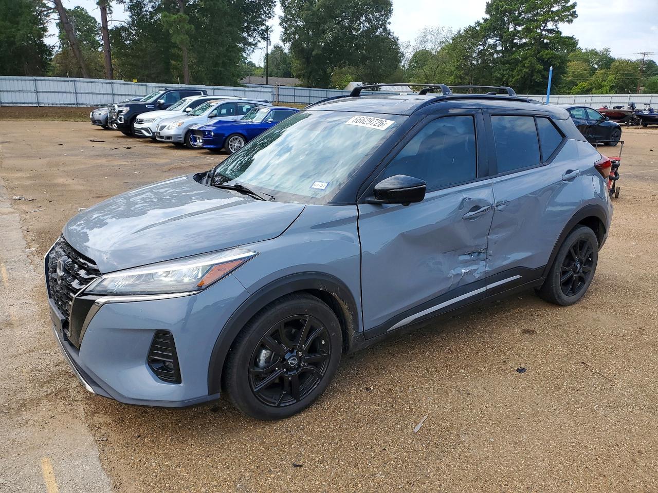 2023 NISSAN KICKS