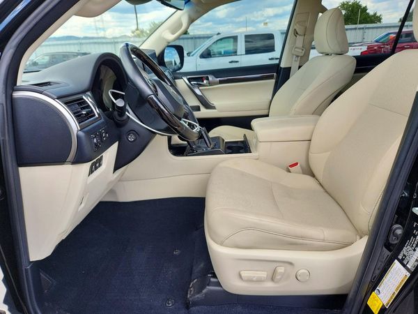 2022 LEXUS GX 460 Premium
