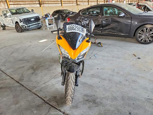 2019 KAWASAKI EX650 F