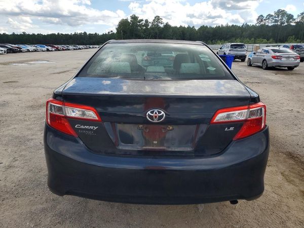 2014 TOYOTA CAMRY