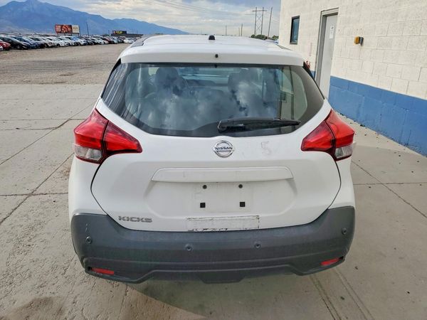 2020 NISSAN KICKS