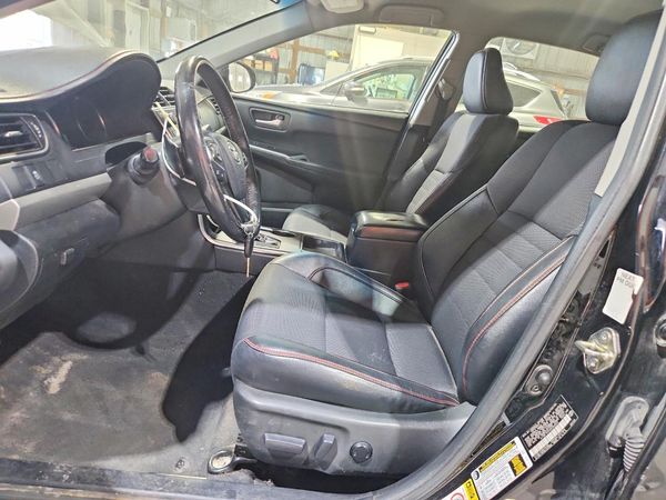 2017 TOYOTA CAMRY