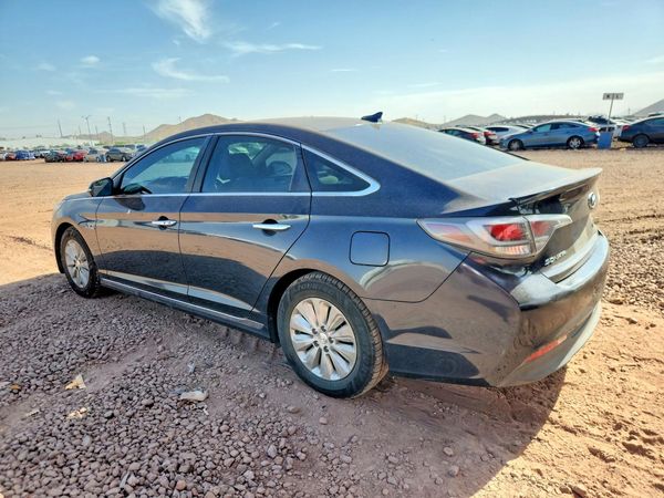 2017 HYUNDAI SONATA SE
