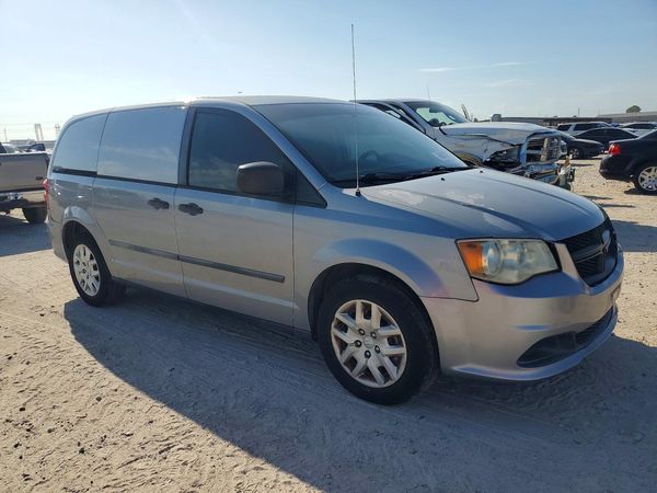 2014 RAM TRADESMAN — Passenger 3/4