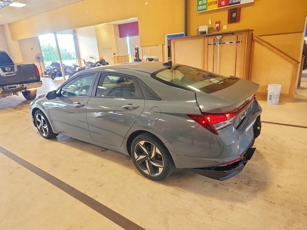 2023 HYUNDAI ELANTRA