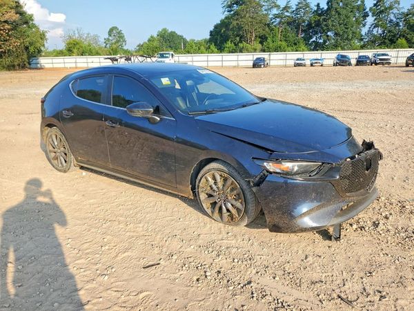 2019 MAZDA 3