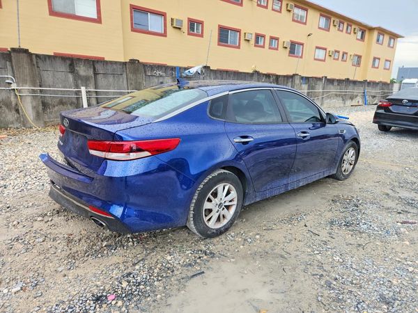 2017 KIA OPTIMA