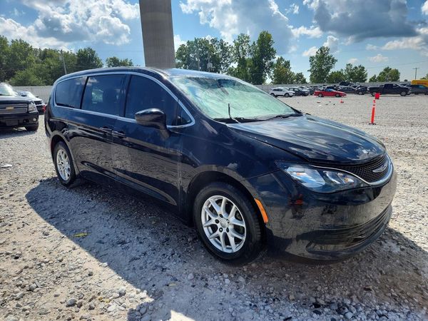 2017 CHRYSLER PACIFICA