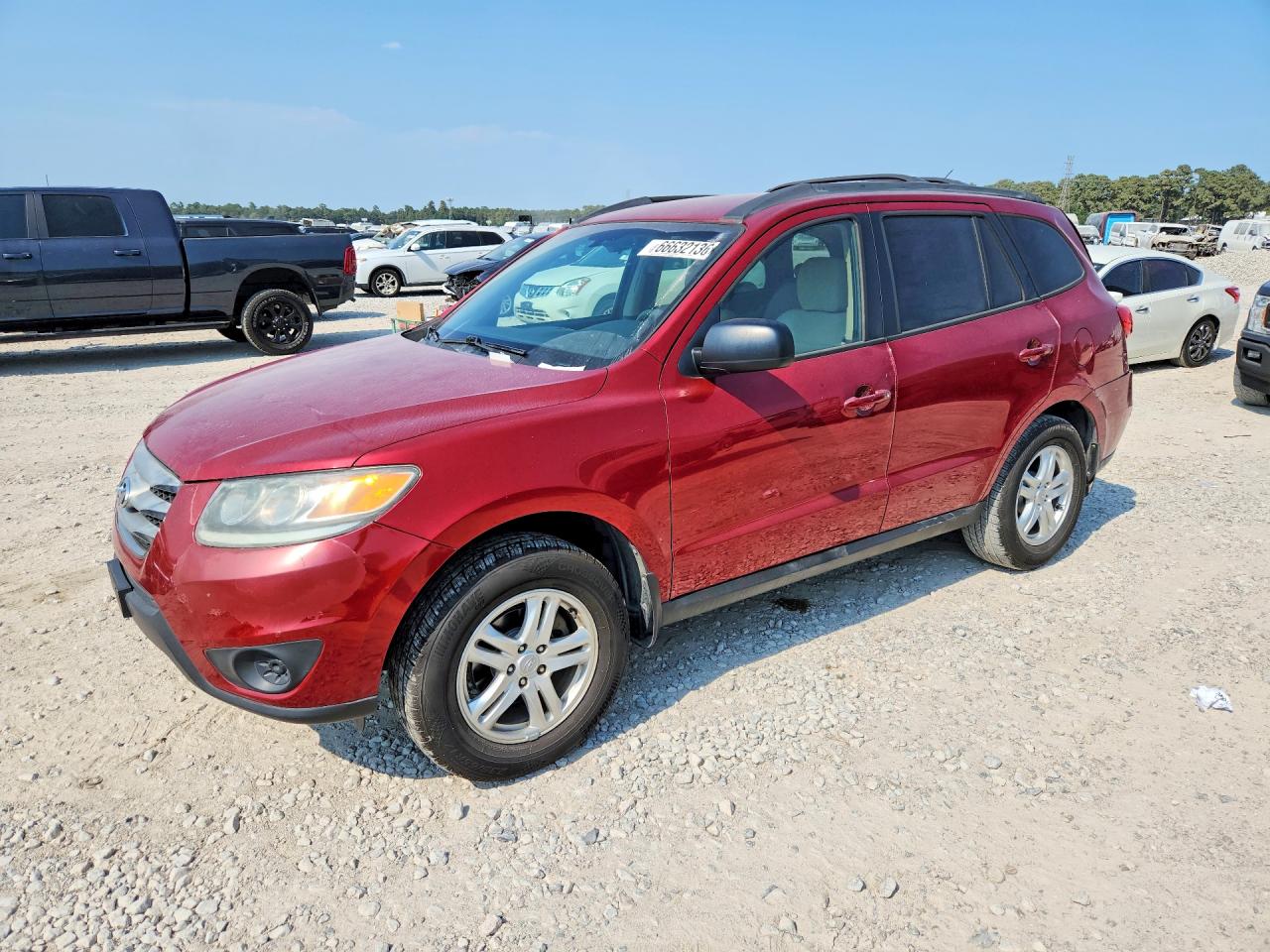 2012 HYUNDAI SANTA FE GL(Middle-low ) — Front 3/4