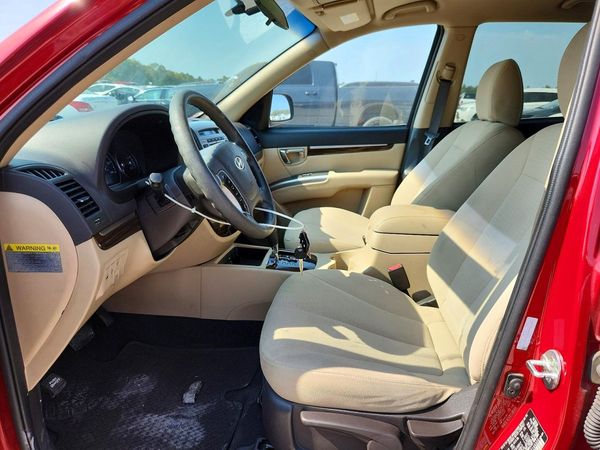 2012 HYUNDAI SANTA FE GL(Middle-low ) — DENT