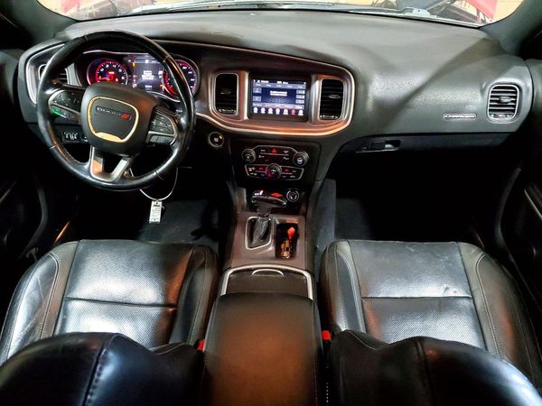 2019 DODGE CHARGER SXT