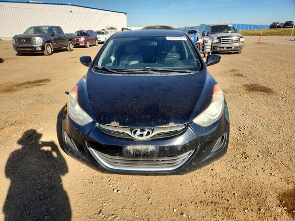 2013 HYUNDAI ELANTRA
