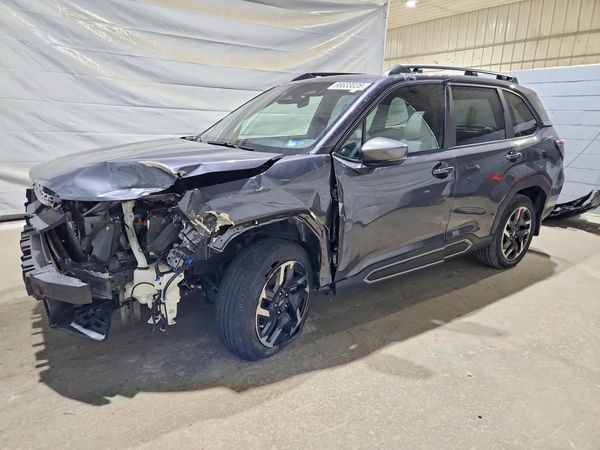 2025 SUBARU FORESTER Limited