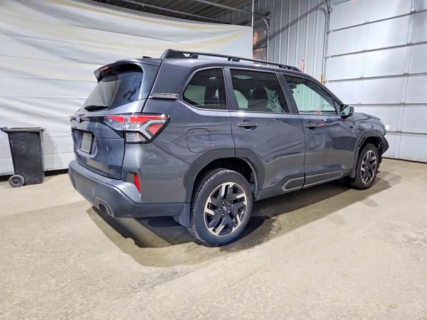 2025 SUBARU FORESTER Limited