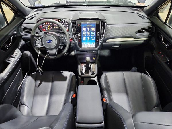 2025 SUBARU FORESTER Limited