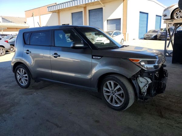 2019 KIA SOUL