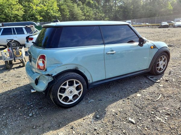 2012 MINI COOPER