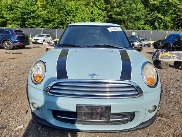 2012 MINI COOPER